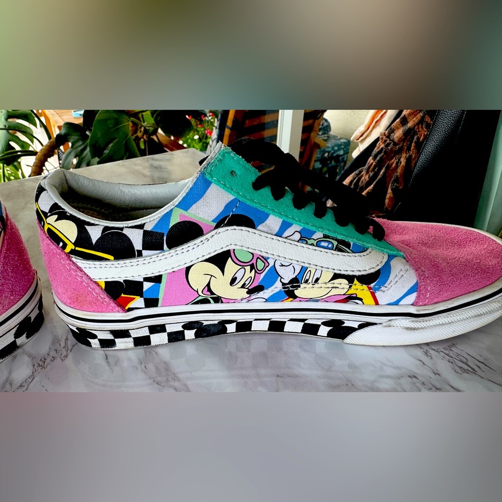 Vans X Old School 80’s Mickey & Minnie Mouse 90th Birthday Sneakers Color Block